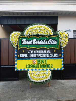 Papan Bunga Duka di Kampung Rawa